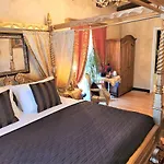 Rezidence Zamecek - Boutique