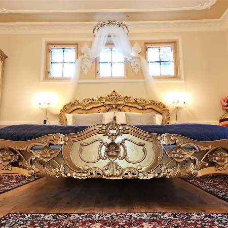 Отель Rezidence Zamecek - Boutique 4*